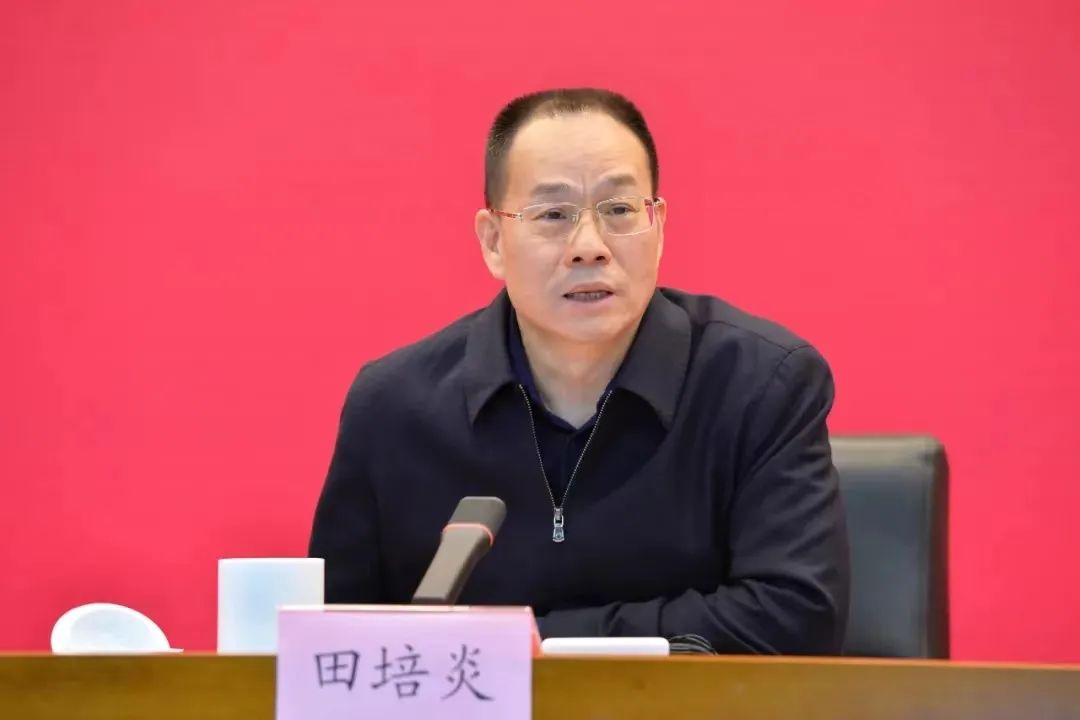 秦川集團黨委組織參加學(xué)習(xí)貫徹黨的二十大精神中央宣講團國資國企系統(tǒng)報告會