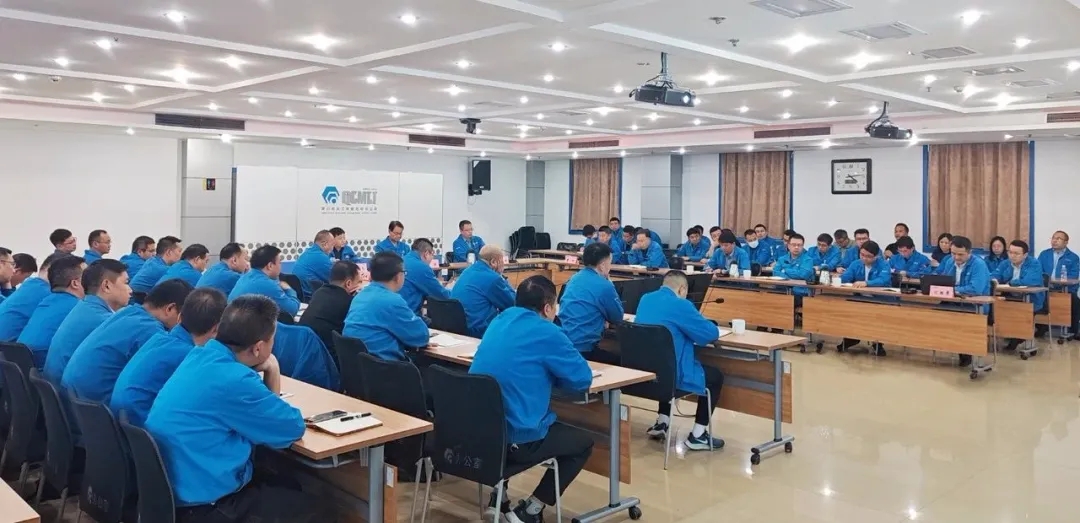 【集團(tuán)資訊】沖刺季度任務(wù) 決勝全年目標(biāo)—集團(tuán)銷(xiāo)售工作會(huì)召開(kāi)